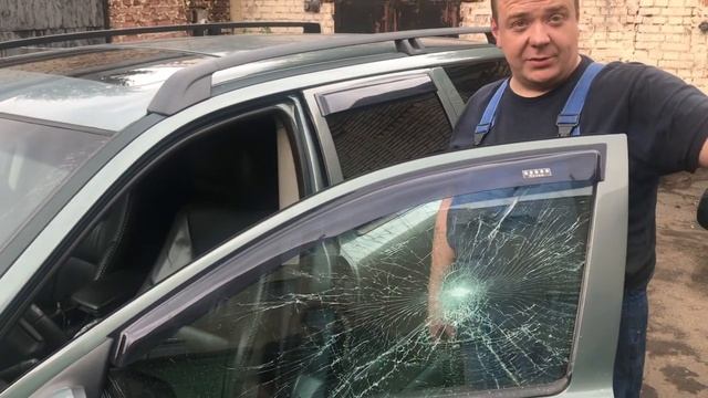 Краш тест триплекс стекла Вольво Хс70. смотреть онлайн