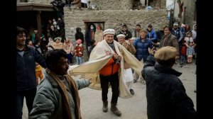 Куда пропал ДМИТРИЙ КОМАРОВ?  ДМИТРИЙ КОМАРОВ - МИР НАИЗНАНКУ