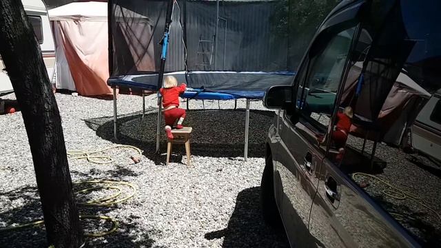 Покупки у бабули и кто где спит #7ЯКолесниковы