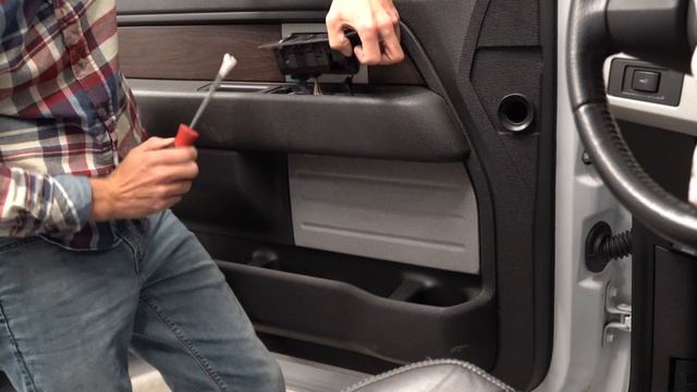Ford F-150 door panel removal (2014) // #theautobodyguy смотреть онлайн