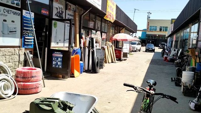 СДАЮ МЕТАЛЛ, ДОБЫВАЮ МЕДЬ, ПОКУПАЮ НОВУЮ ФЕРРАРИ смотреть онлайн
