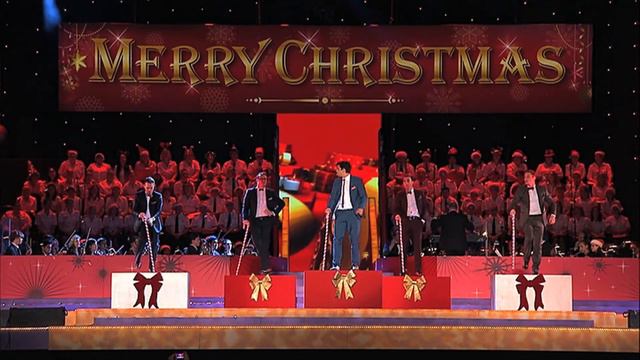 Woolworths Carols in the Domain - Adam Garcia - It's Beginning To Look A Lot Like Christmas (2014) смотреть онлайн