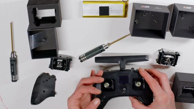 Pyrodrone CNCed Folding Hall Gimbal Set For TBS Tango II Build Video смотреть онлайн