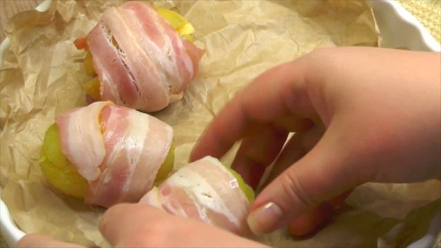 ВКУСНАЯ КАРТОШКА, запеченная с БЕКОНОМ и СЫРОМ в ДУХОВКЕ || Рецепты в духовке