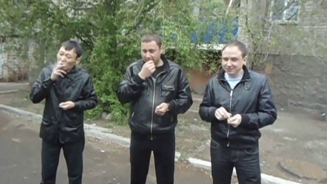 Щелкают семечки смотреть онлайн