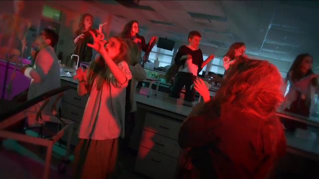 Monster Mash Dance смотреть онлайн