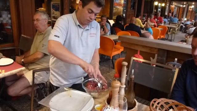 2013 Camonix Как едят сырое мясо смотреть онлайн