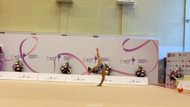 ПАДЕНИЯ гимнасток | на грани, скользкий ковер | ВСЯ БОЛЬ В ОДНОМ ВИДЕО❤?? смотреть онлайн