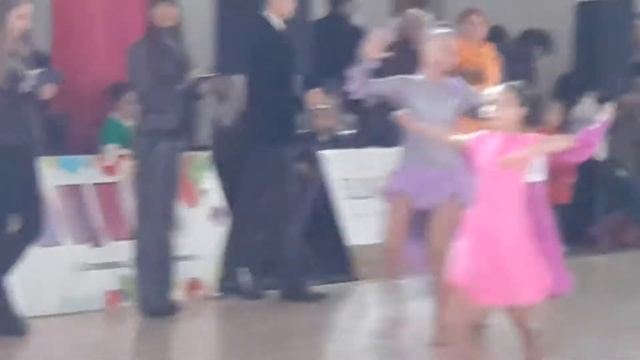 Соло 9 10 лет Дебют М Вальс смотреть онлайн