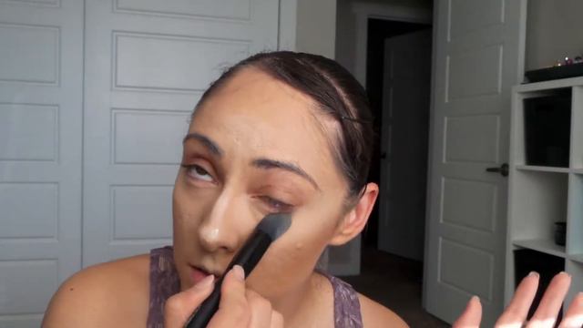Huda Beauty Rose Gold Remastered Tutorial смотреть онлайн