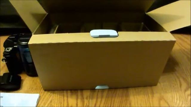 Olympus OM-D E-M5 Unboxing смотреть онлайн