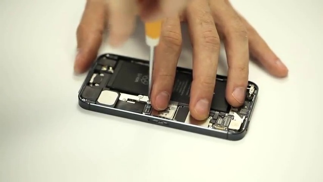 Как разобрать IPhone 5? Инструкция по разбору и сбору