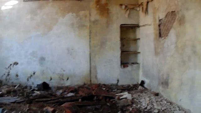 странная ниша в стене с полками 2 этаж мясокомбинат Есипово смотреть онлайн