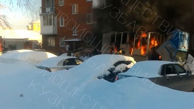 Кемерово На Ленина, 46 сгорел грузовик смотреть онлайн
