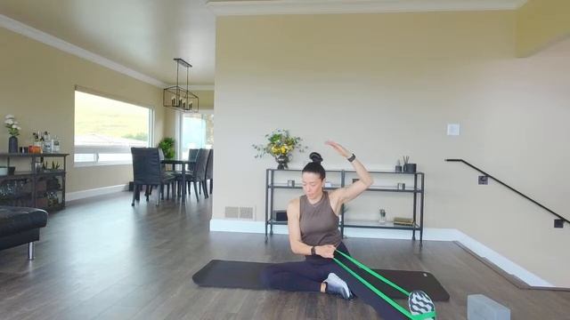 15 minute Ab Workout! Get that tight core with ABSolute Core! | Git LIIT with Amy смотреть онлайн