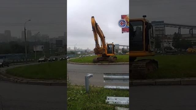 Экскаватор Hundai..реконструкция Боровского шоссе смотреть онлайн