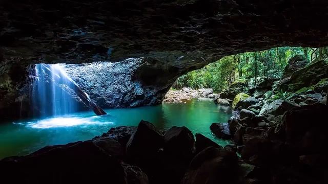 Пещеры "Австралия Золотой Берег Динамический Таймлапс" смотреть онлайн