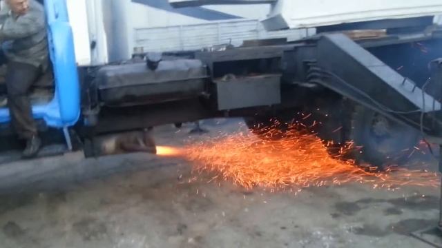 ЗиЛ 133-ГЯ работает как на ракетном топливе смотреть онлайн