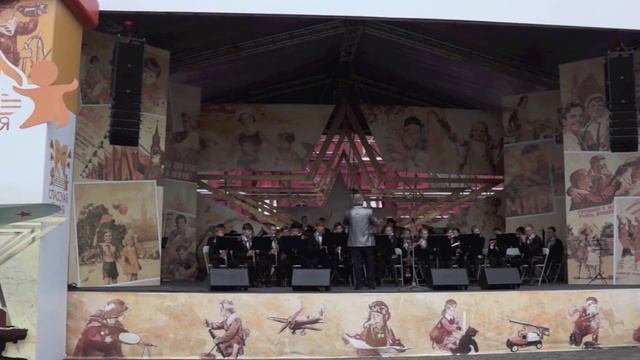 Спасская башня детям 2015 (Полька-галоп из к/ф " О бедном гусаре замолвите слово", ВОРОНЕЖ, ДМШ№11) смотреть онлайн