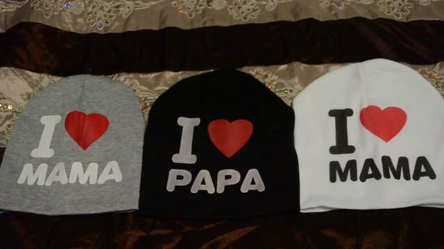 Детские шапочки I LOVE MAMA и I LOVE PAPA смотреть онлайн