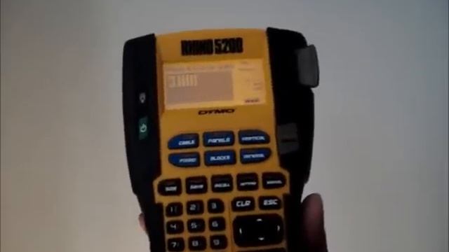 Rhino 5200: Comment étiqueter rapidement et facilement un panneau de brassage? смотреть онлайн