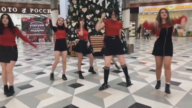 [KPOP IN PUBLIC] EVERGLOW-Bon Bon Chocolat [Dance Cover] | Covered by East inside смотреть онлайн