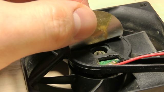 Смазка надолго не устранит шум вентилятора смотреть онлайн