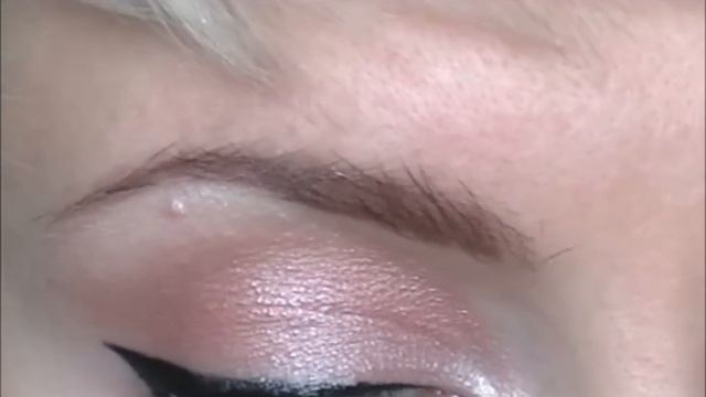 Как Легко и Быстро наклеить ПУЧКОВЫЕ ресницы.wmv смотреть онлайн