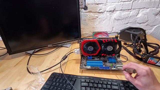 What happens if you cut off a CPU's pins? смотреть онлайн