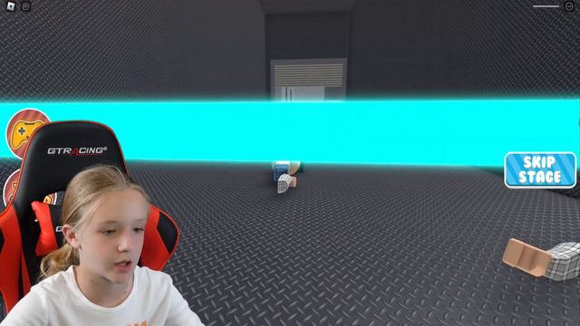 Can Trinity Escape Bob the Dentist in Roblox?!?! смотреть онлайн