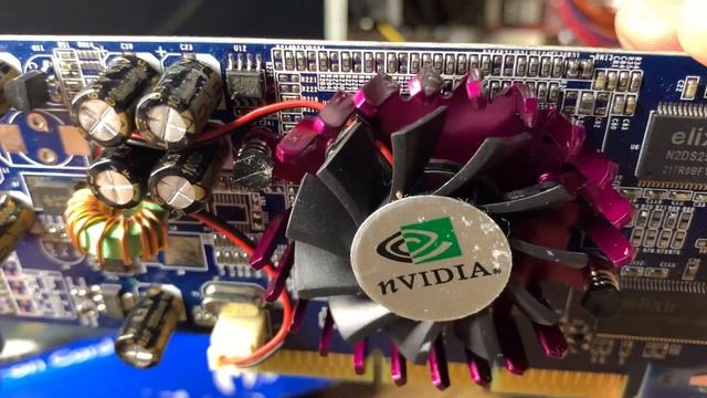 COMPREI UMA PLACA DE VÍDEO DE 18 ANOS DE IDADE NOVA EM FOLHA! GeForce FX 5200 da Octek смотреть онлайн