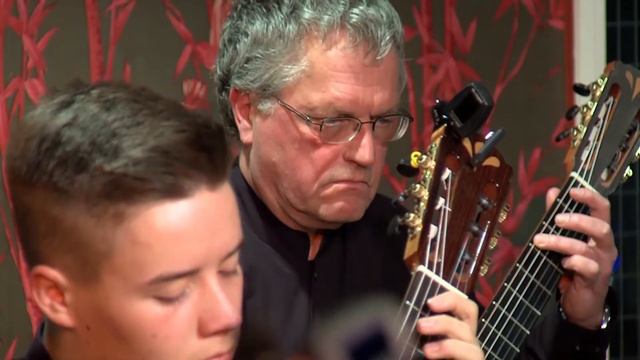 La Mancha Gitarrenensemble - Rumba (Dieter Kreidler)