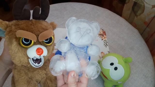 Как сделать МЕДВЕДЯ ВАЛЕРУ из Льда? Расскажет Ам Ням и Олешка! смотреть онлайн