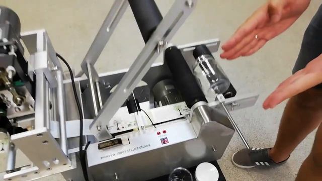 Этикетировщик (аппликатор) SL-50 смотреть онлайн