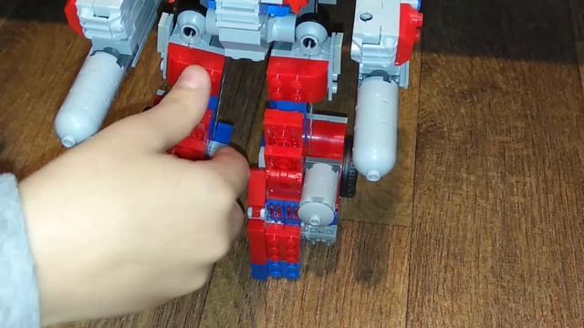 Лего Оптимус Прайм Как сделать из лего трансформера Lego Transformers Optimus Prime смотреть онлайн
