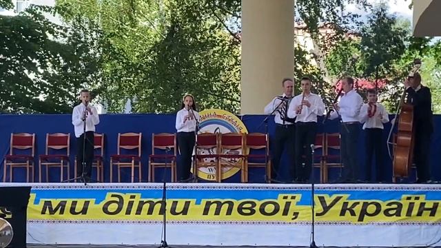 Бахматова Ольга 10 лет "Покуцька полька" обработка Ольхового Т.С. смотреть онлайн