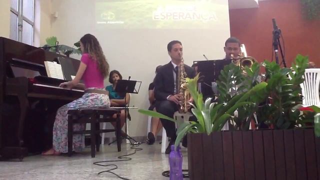 Eu Não Me Esqueci de Ti - Douglas Lira e Higor Trombone смотреть онлайн
