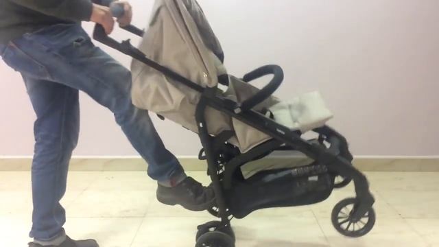 Представляем Вашему вниманию модель прогулочной коляски Inglesina Zippy Light смотреть онлайн