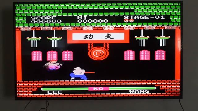 Видео игровая приставка DATA FROG с Алиэкспресс.Игровая ретро консоль 8-бит с 2 джойстиками. смотреть онлайн