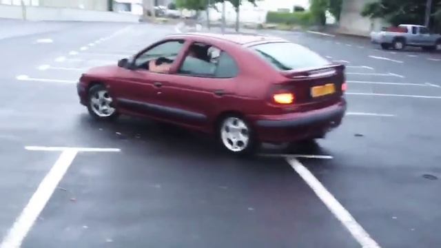Megane 1 qui drift смотреть онлайн