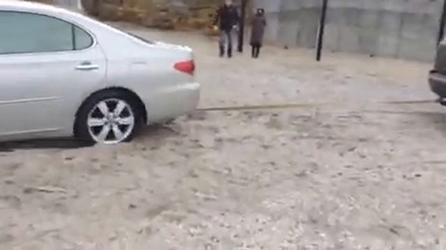 Jeep Grand Cherokee vs Lexus смотреть онлайн
