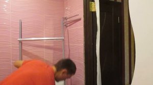 Что делать если не влазит экран под ванную - ПИЛИТЬ !!!