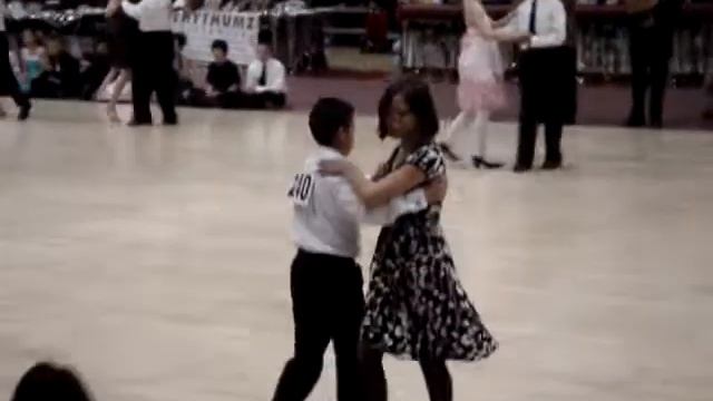 Ewa Dancing Tango смотреть онлайн