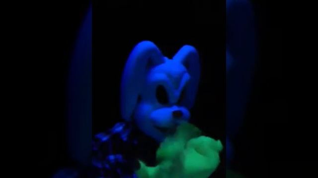 UV Gloves смотреть онлайн