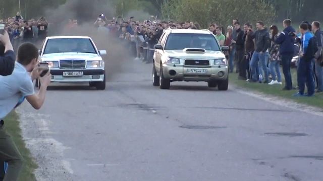 Mercedes 190 Diesel vs Subaru Forester [Открытие сезона 2017] смотреть онлайн