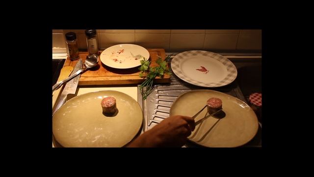 Artichaud barigoule, Saucisse à la crème aux trompettes de la mort ! смотреть онлайн