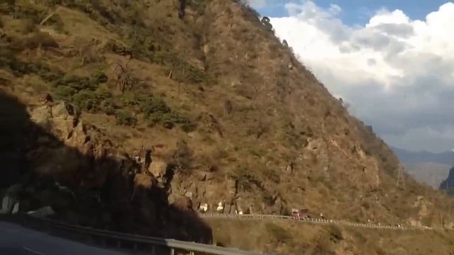 The Most Adventurous & Beautiful Road In The World - Mandi - Way To Manali , Himachal , India смотреть онлайн