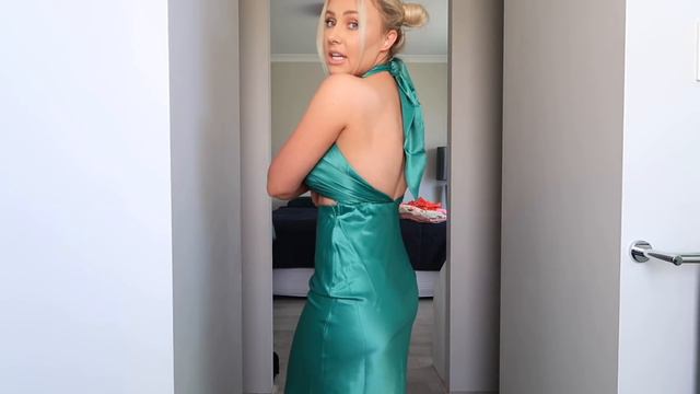 SO. MANY. CUTE. DRESSES!!! Try on haul ft. White Fox Boutique смотреть онлайн