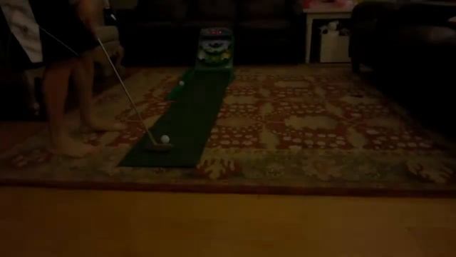 Electronic Arcade Putting Pro Indoor Golf Game смотреть онлайн