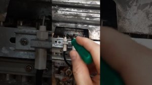 Газовая колонка не зажигается при повторном включении.